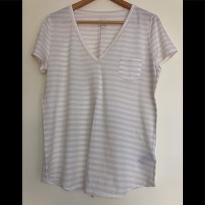 *Buy 1, get 1 free* GAP For Good V-neck Top